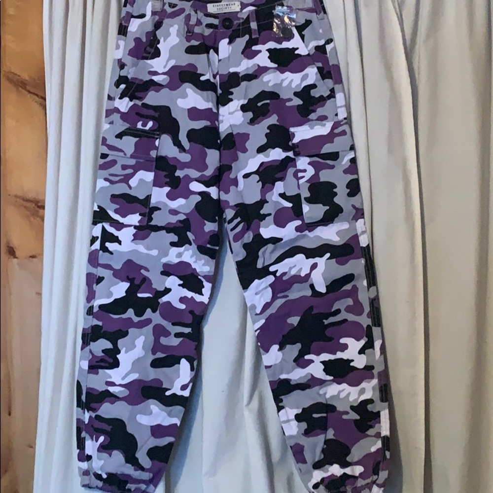 Camouflage cargo pants